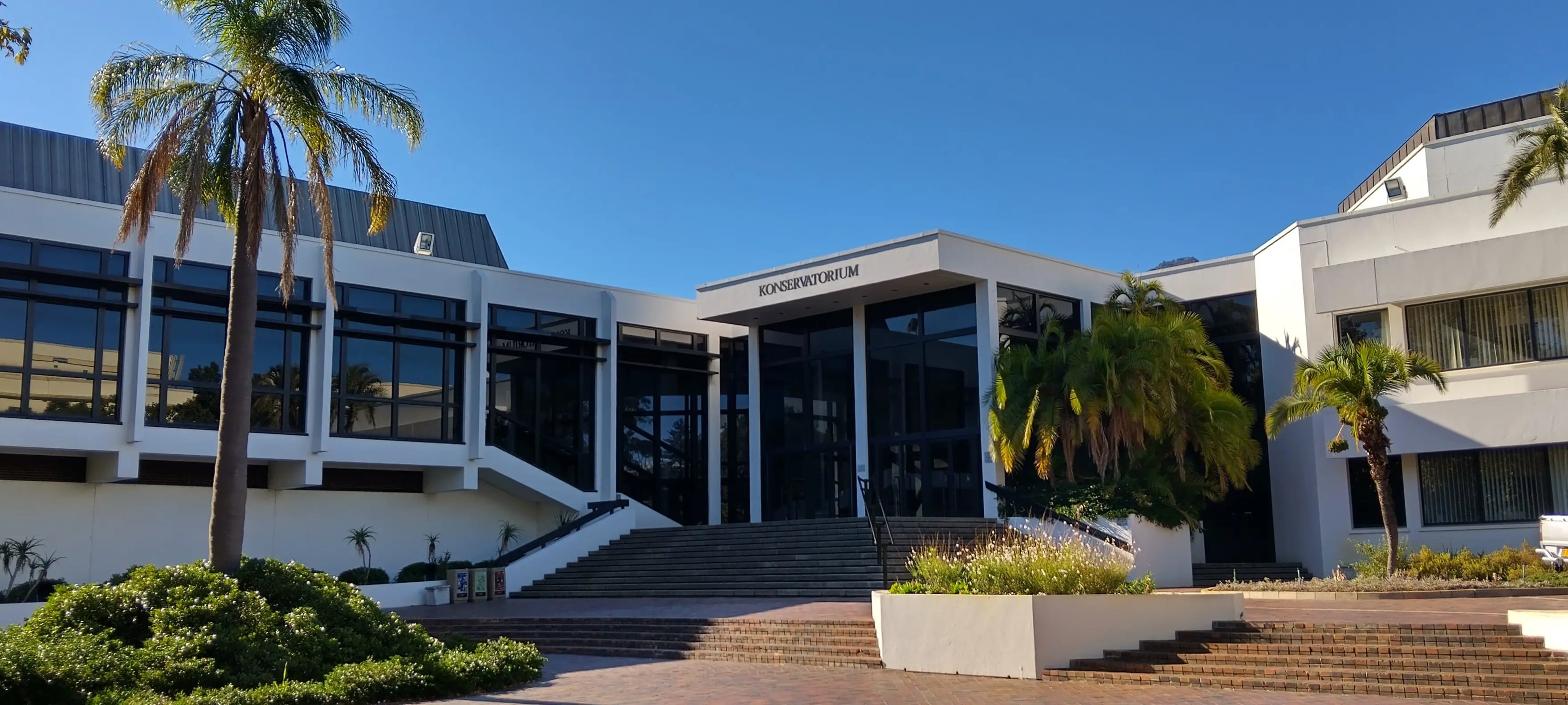 Ein modernes Gebäude der Stellenbosch University