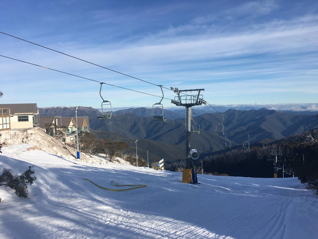 Schnee und Skifahren am Mount Buller in Australien.